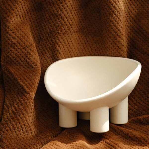 Four-Legs Ceramic Cat‘s Bowl, Chubby Cute Pet Bowls, Matte Crème